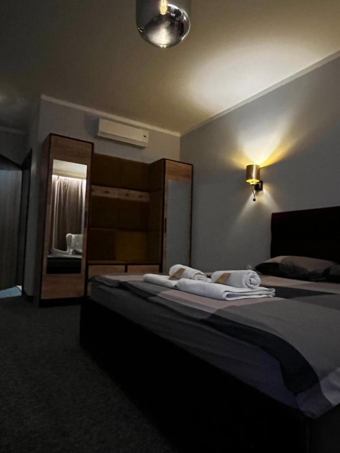 Cosy Apartments Deluxe Краків Екстер'єр фото